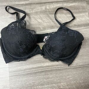 New with tags Victoria's Secret Black Lace Underwire Bra